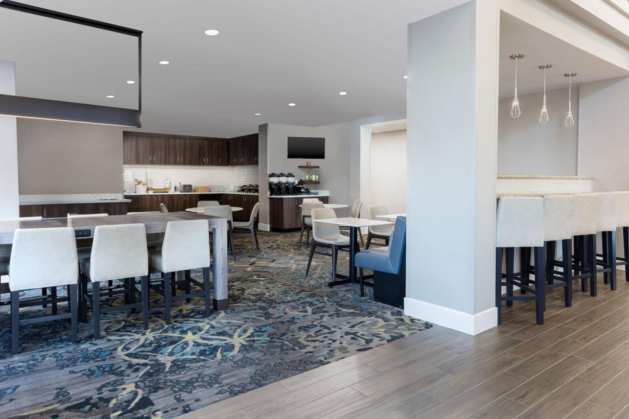 Residence Inn Providence Coventry West Greenwich Экстерьер фото