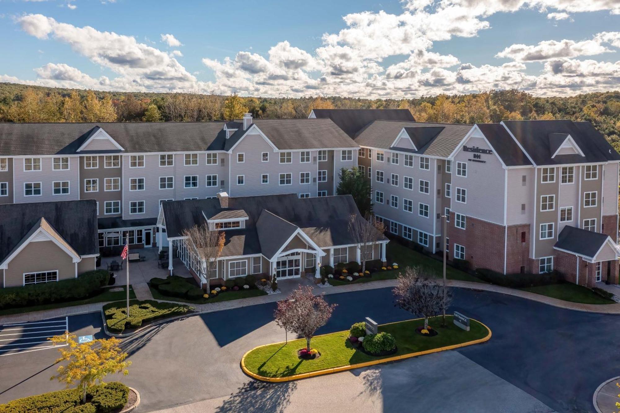 Residence Inn Providence Coventry West Greenwich Экстерьер фото