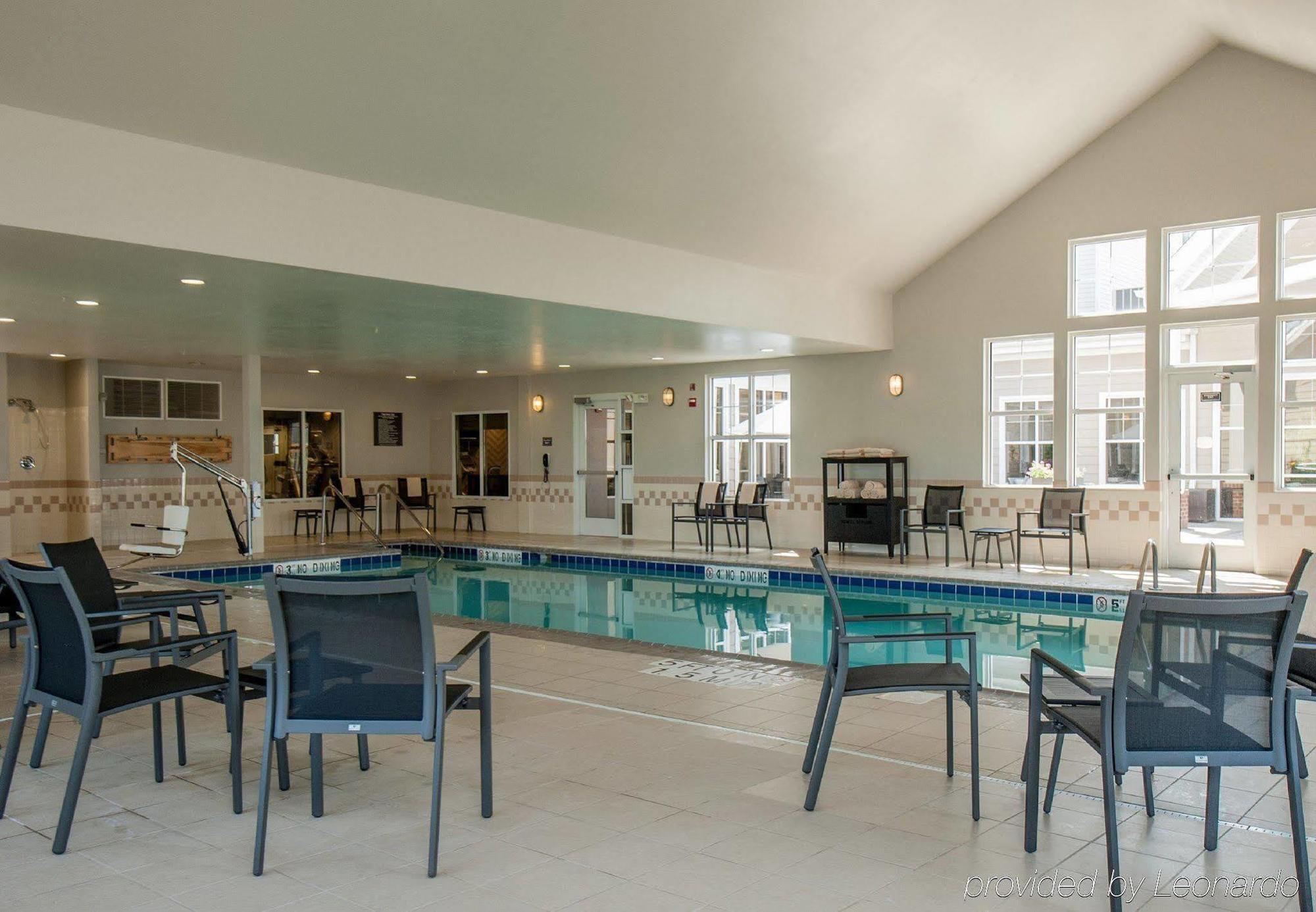 Residence Inn Providence Coventry West Greenwich Экстерьер фото