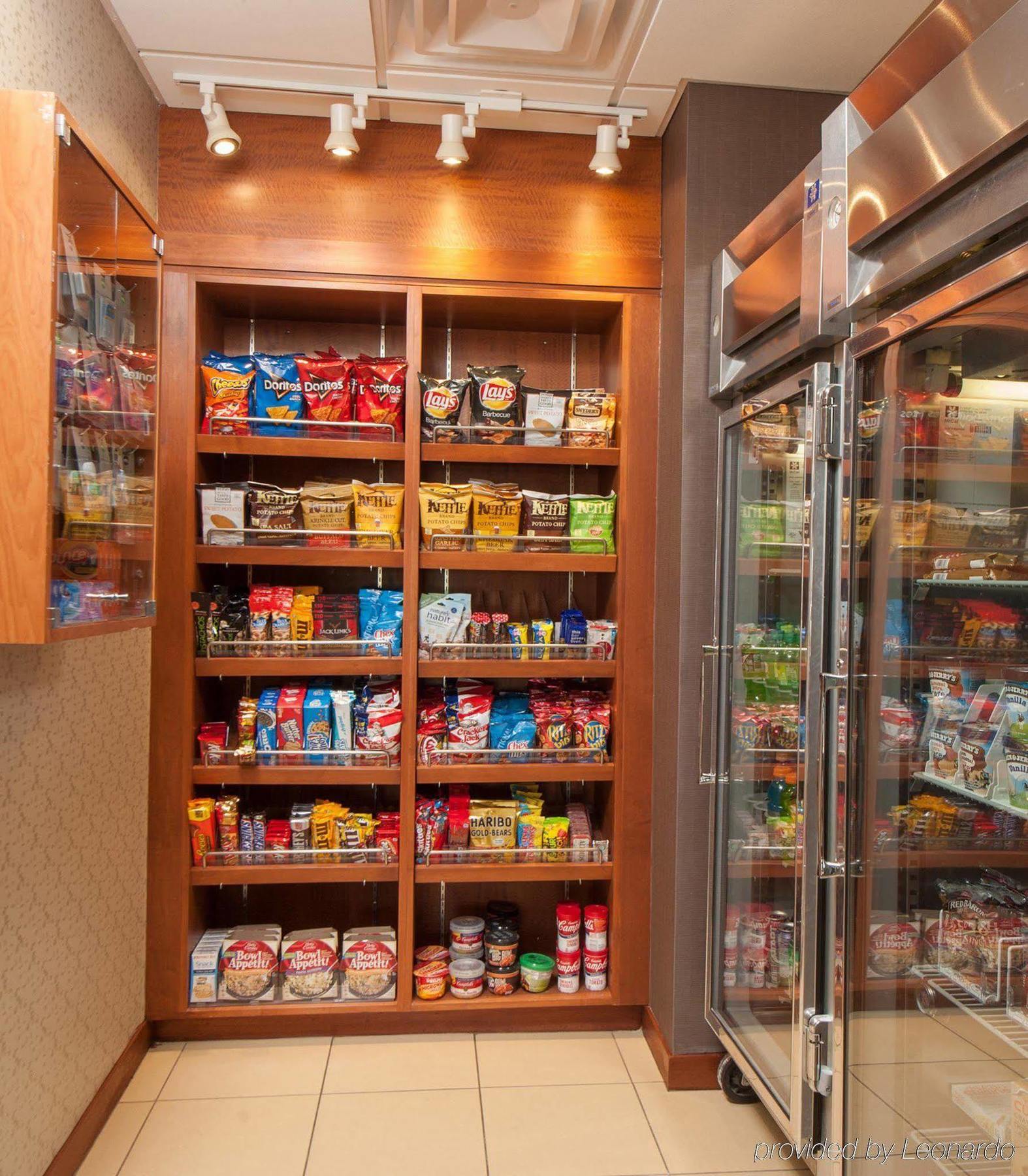 Residence Inn Providence Coventry West Greenwich Экстерьер фото